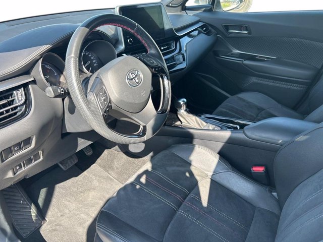 TOYOTA C-HR 1.8 Hybrid E-CVT GR Sport