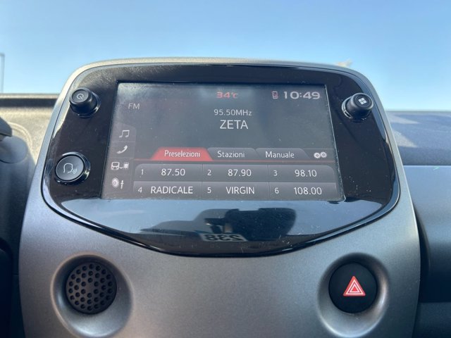 TOYOTA Aygo Connect 1.0 VVT-i 72 CV 5 porte x-play MMT