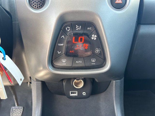 TOYOTA Aygo Connect 1.0 VVT-i 72 CV 5 porte x-play MMT