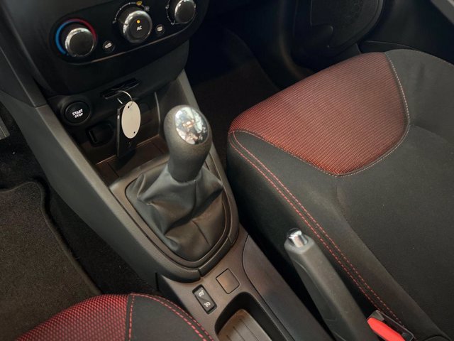 RENAULT Benzina Clio 2012 5p 1.2 Live 75cv