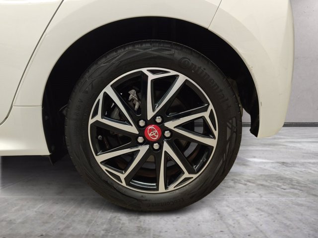 TOYOTA Yaris 1.5 Hybrid 5 porte Business