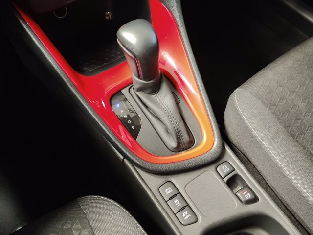 TOYOTA Yaris 1.5 Hybrid 5 porte Business