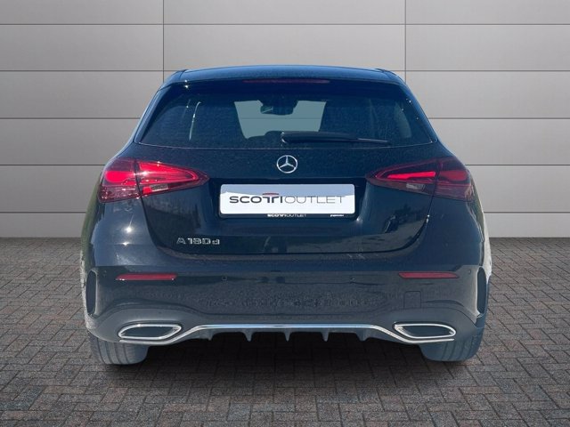 MERCEDES A 180 d amg line premium plus auto