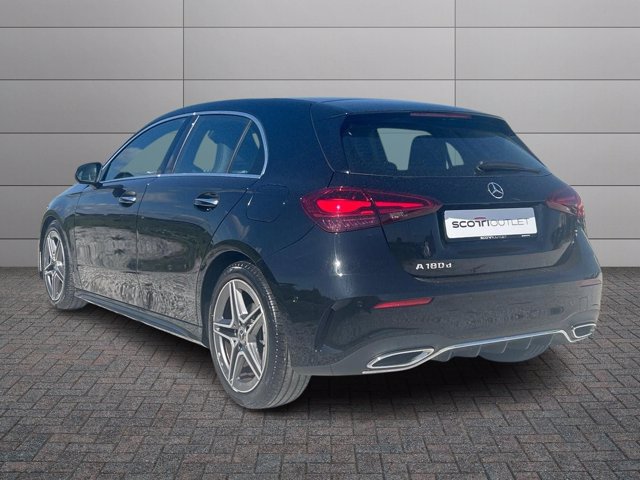 MERCEDES A 180 d amg line premium plus auto