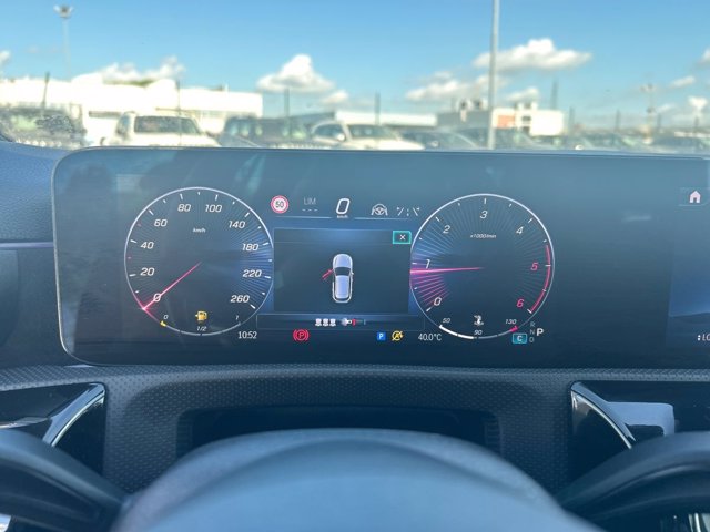 MERCEDES A 180 d amg line premium plus auto