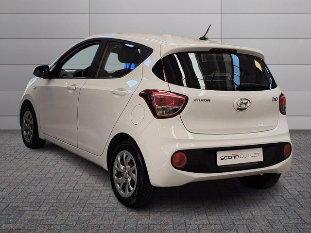 HYUNDAI i10 1.0 MPI Advanced