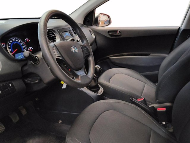 HYUNDAI i10 1.0 MPI Advanced