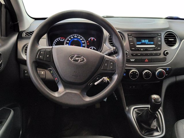 HYUNDAI i10 1.0 MPI Advanced