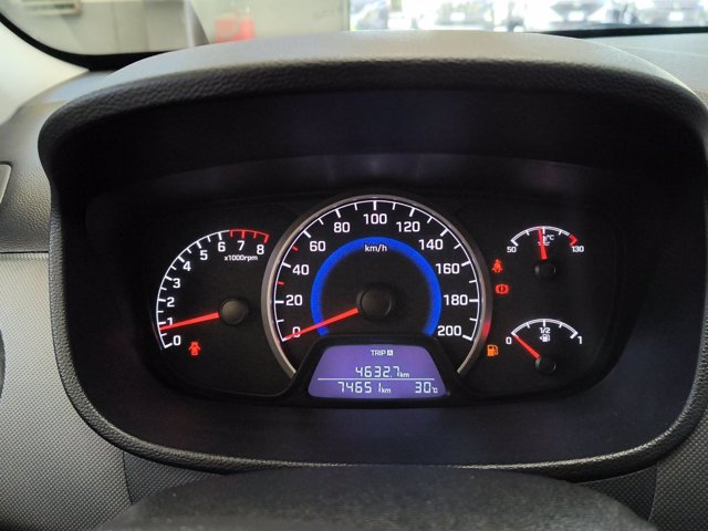 HYUNDAI i10 1.0 MPI Advanced