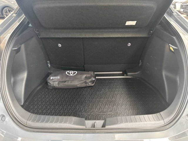 TOYOTA C-hr 1.8 hev trend fwd e-cvt