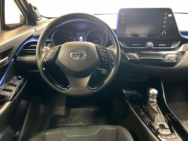 TOYOTA C-HR 2.0 Hybrid E-CVT Trend