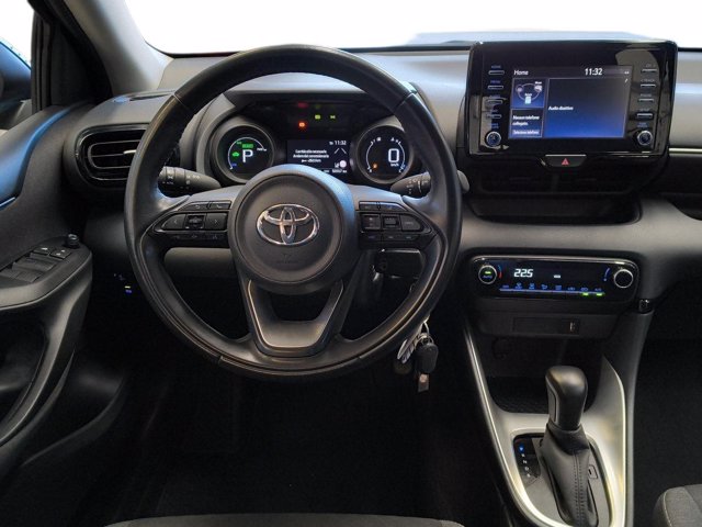 TOYOTA Yaris 1.5 Hybrid 5 porte Trend