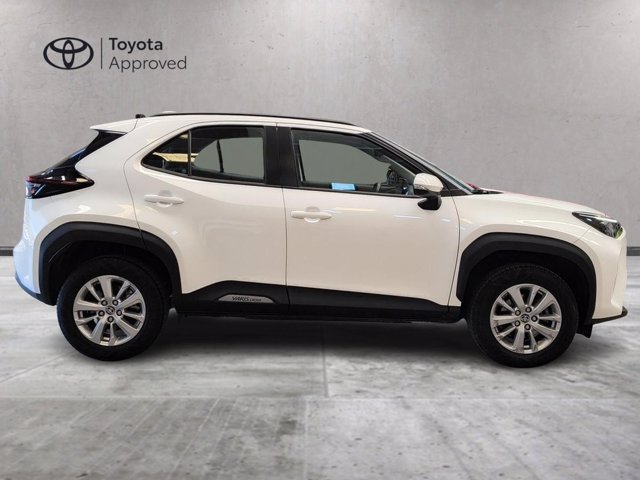 TOYOTA Yaris Cross 1.5 Hybrid 5p. E-CVT Active