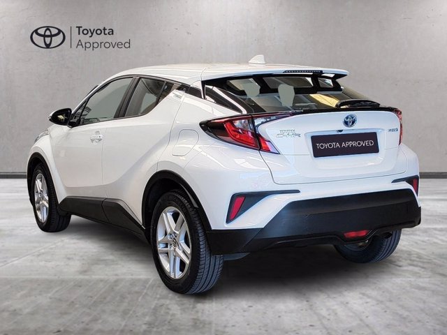 TOYOTA C-HR 1.8 Hybrid E-CVT Active
