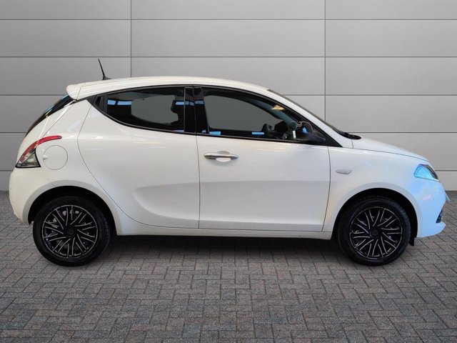 LANCIA Ypsilon 1.0 firefly hybrid gold s&s 70cv
