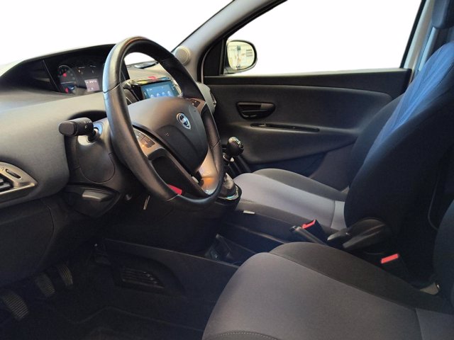 LANCIA Ypsilon 1.0 firefly hybrid gold s&s 70cv