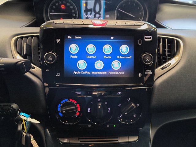 LANCIA Ypsilon 1.0 firefly hybrid gold s&s 70cv