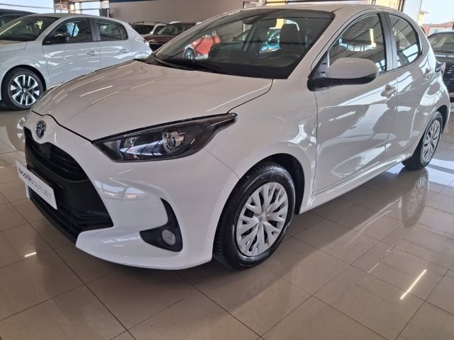 TOYOTA Yaris 1.5 Hybrid 5 porte Active
