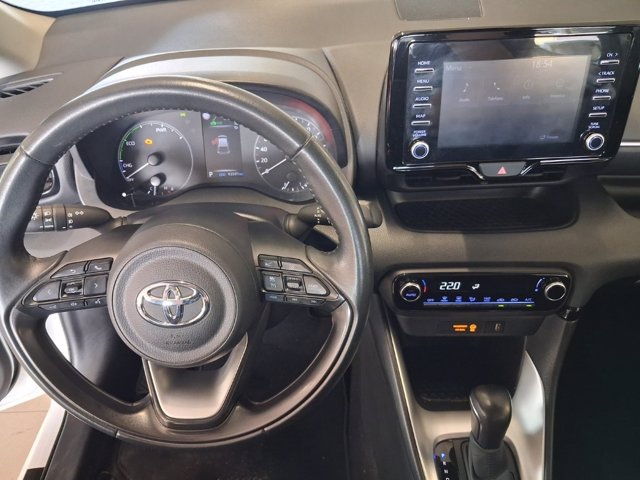 TOYOTA Yaris 1.5 Hybrid 5 porte Active