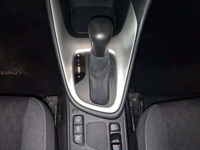 TOYOTA Yaris 1.5 Hybrid 5 porte Active
