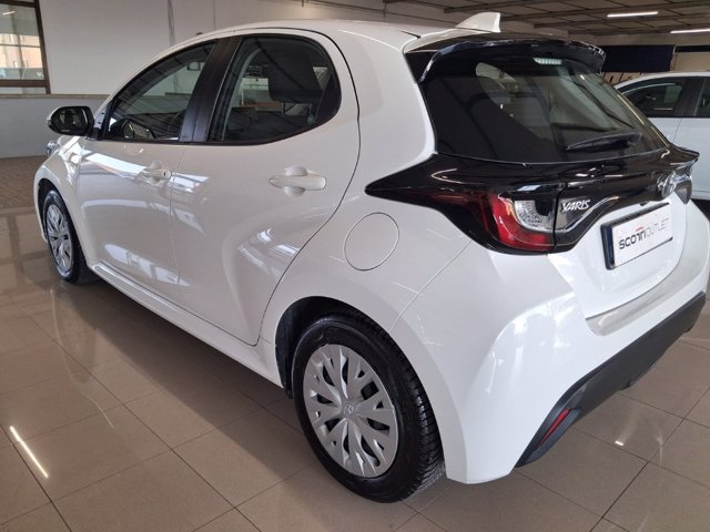 TOYOTA Yaris 1.5 Hybrid 5 porte Active