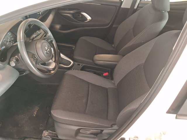 TOYOTA Yaris 1.5 Hybrid 5 porte Active