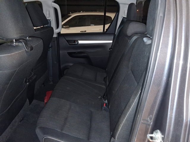 TOYOTA Hilux 2.4 d-4d c&c 4x4 comfort