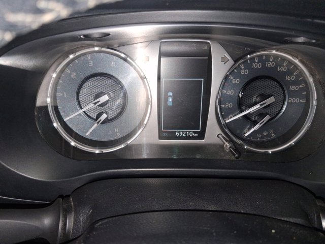 TOYOTA Hilux 2.4 d-4d c&c 4x4 comfort