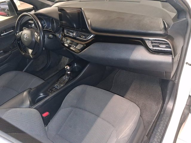 TOYOTA C-HR 1.8 Hybrid E-CVT Active