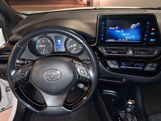 TOYOTA C-HR 1.8 Hybrid E-CVT Active
