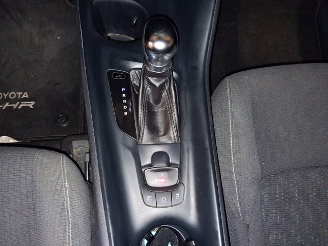 TOYOTA C-HR 1.8 Hybrid E-CVT Active