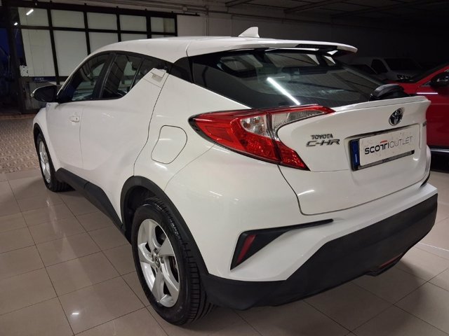 TOYOTA C-HR 1.8 Hybrid E-CVT Active