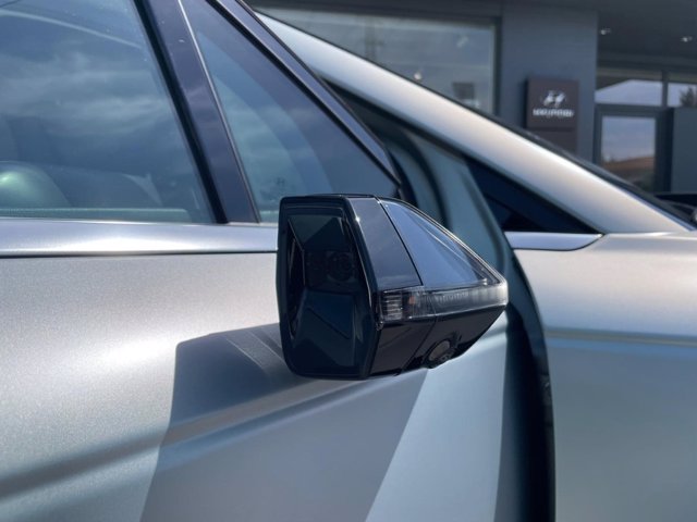 HYUNDAI Ioniq 9 110 kwh calligraphy awd performance