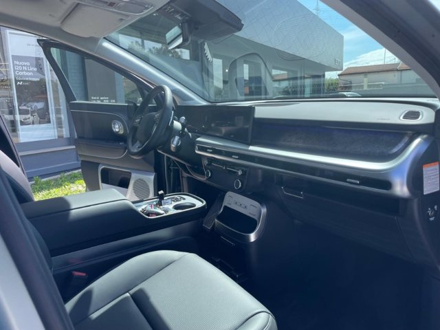 HYUNDAI Ioniq 9 110 kwh calligraphy awd performance