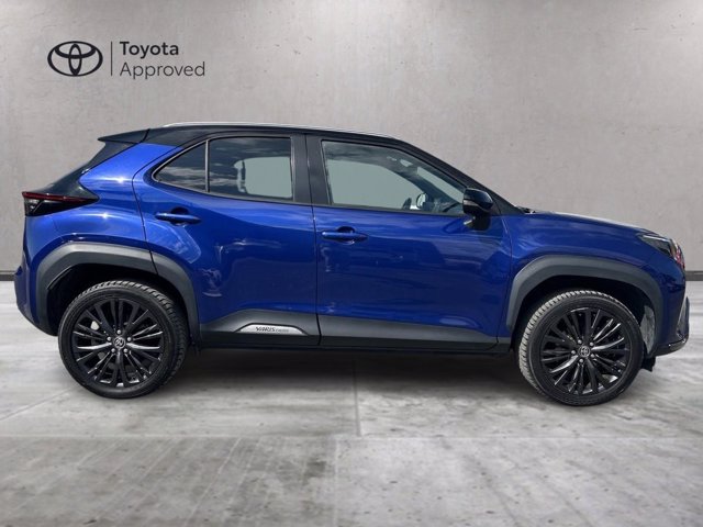 TOYOTA Yaris Cross 1.5 Hybrid 5p. E-CVT AWD-i Adventure