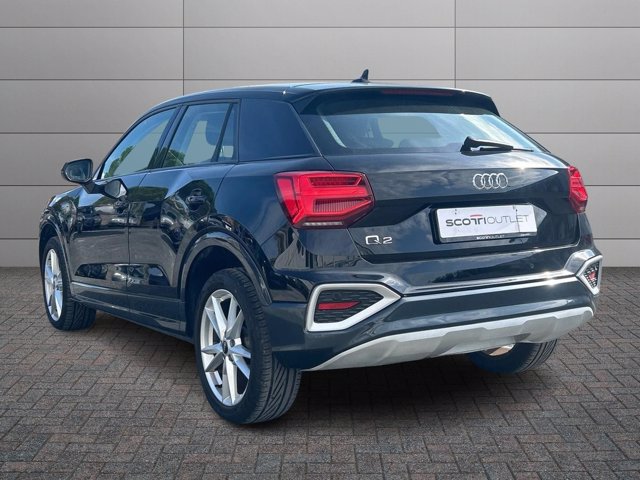 AUDI Q2 30 2.0 tdi business s-tronic