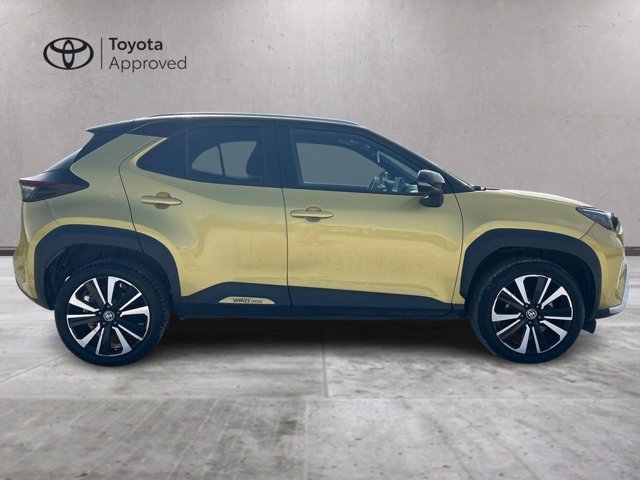 TOYOTA Yaris Cross 1.5 Hybrid 5p. E-CVT AWD-i Adventure