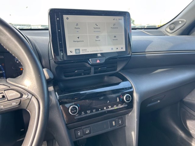 TOYOTA Yaris Cross 1.5 Hybrid 5p. E-CVT AWD-i Adventure