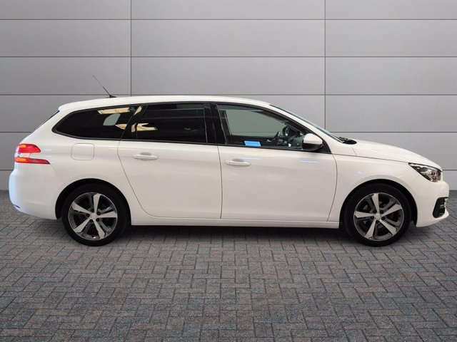PEUGEOT 308 PureTech Turbo 130 S&S SW Style