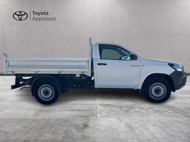 TOYOTA Hilux 2.4 d-4d 4x2 hilux my16