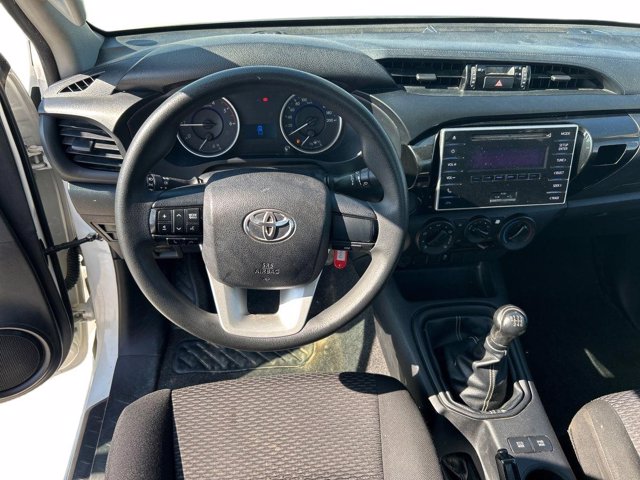 TOYOTA Hilux 2.4 d-4d 4x2 hilux my16