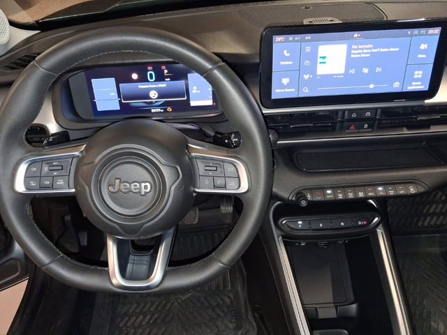 JEEP Avenger 1.2 turbo e-hybrid mhev altitude fwd 110cv edct6
