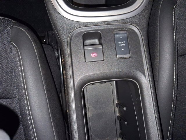 JEEP Avenger 1.2 turbo e-hybrid mhev altitude fwd 110cv edct6