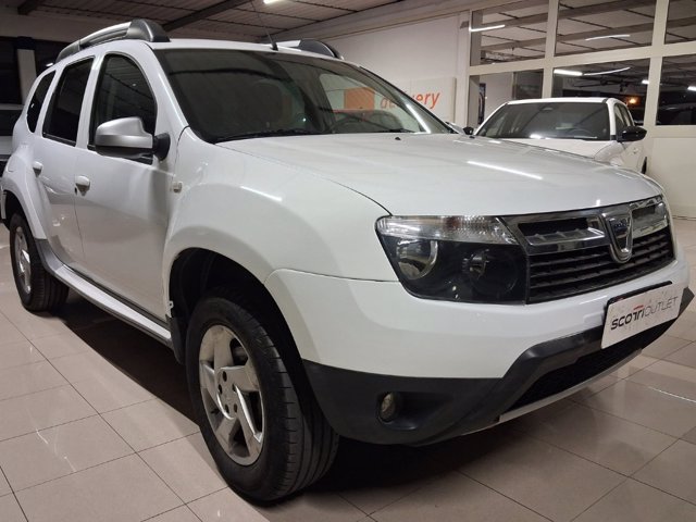 DACIA Duster 1.5 dci laureate 4x4 110cv my13