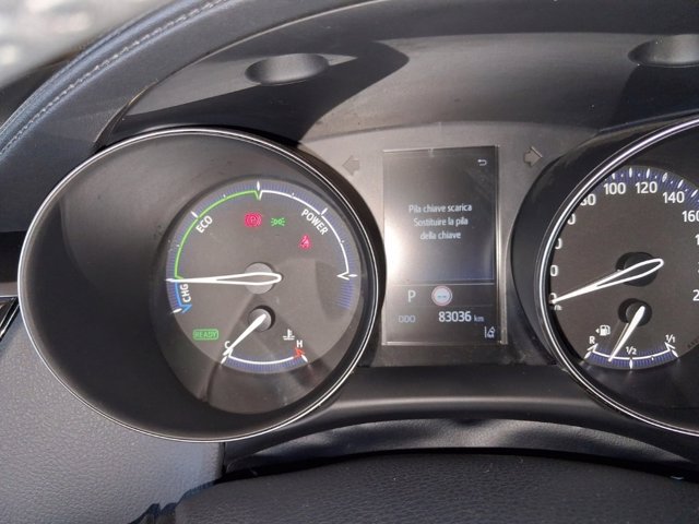 TOYOTA C-HR 2.0 Hybrid E-CVT Trend