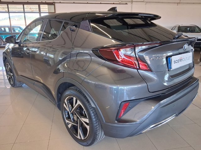 TOYOTA C-HR 2.0 Hybrid E-CVT Trend