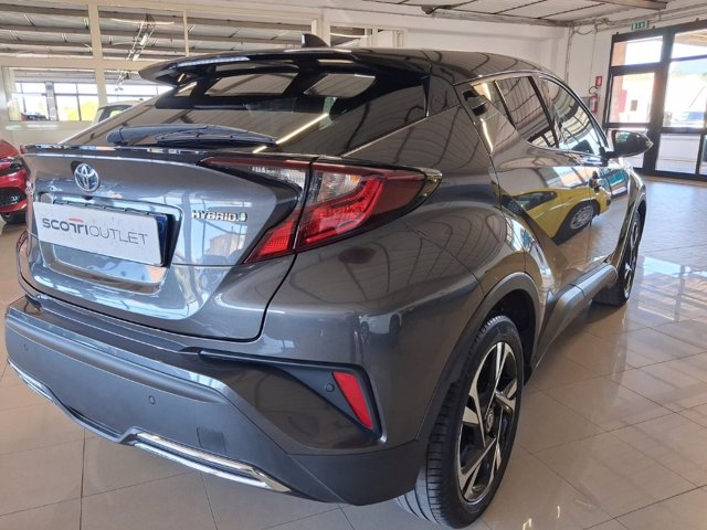 TOYOTA C-HR 2.0 Hybrid E-CVT Trend