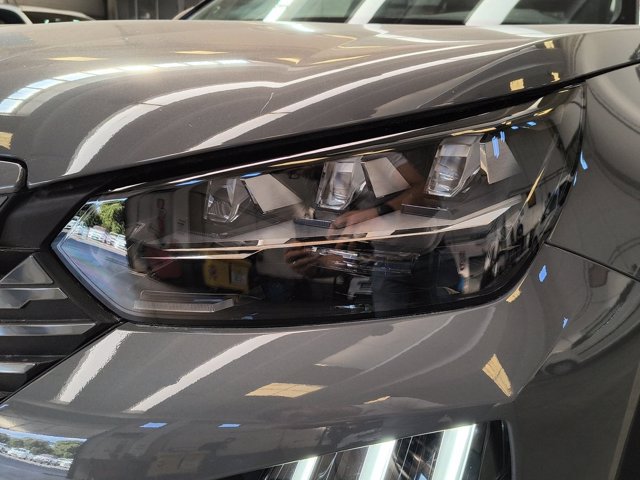 PEUGEOT 2008 54 kwh gt