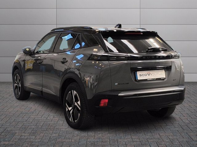 PEUGEOT 2008 54 kwh gt