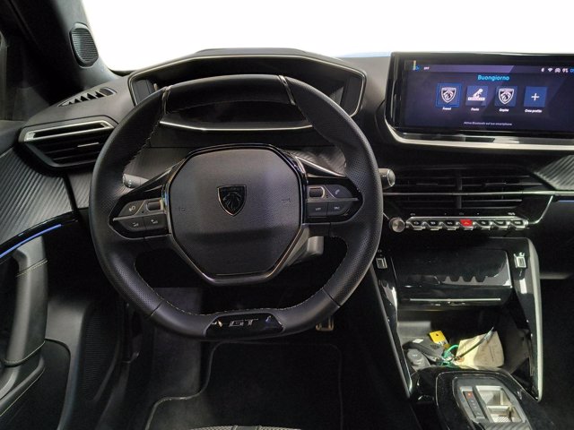 PEUGEOT 2008 54 kwh gt